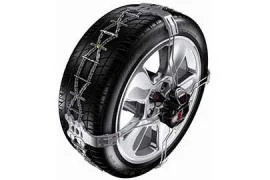 Snow chains and socks